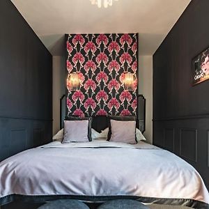 Deluxe Double Room Bath